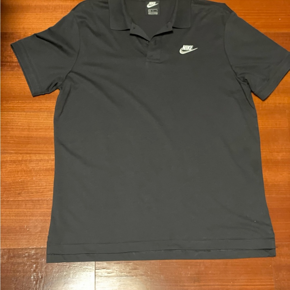 Preowned Men’s Nike Black Polo Size Large